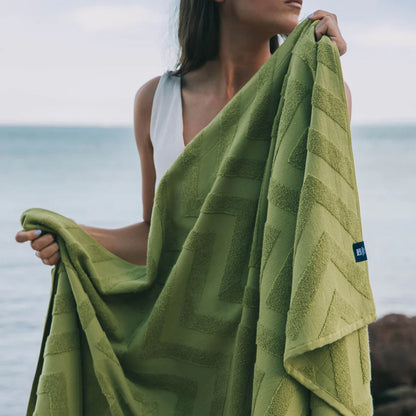 Torres Novas Mar Picado Beach Towel - Olive Drab
