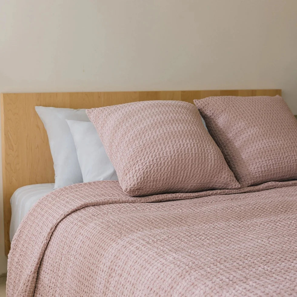 Torres Novas Santa Luzia Bedspread - Old Pink