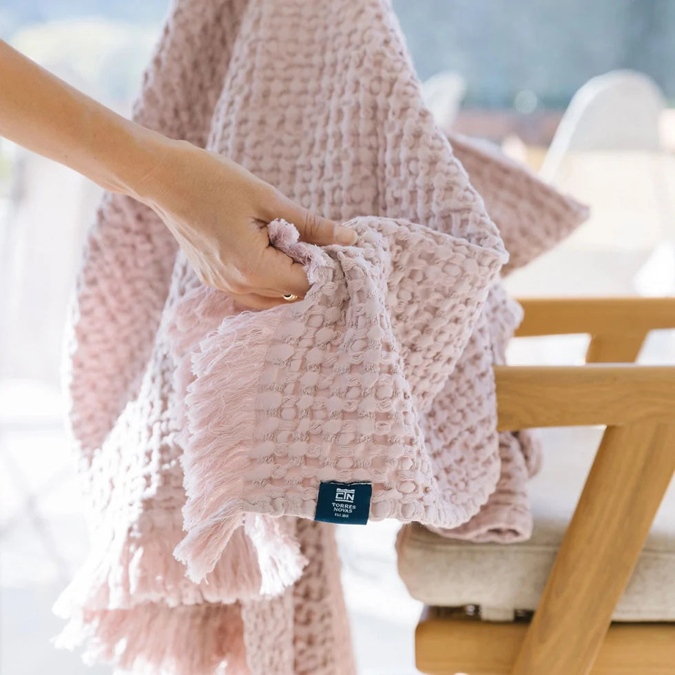 Torres Novas Santa Luzia Throw - Old Pink